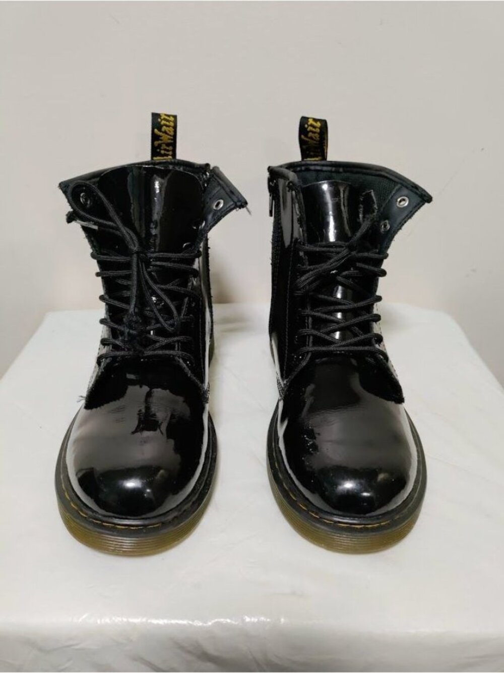 Doc Dr Martens Patent Leather Ankle Combat Boots Black Unisex Kids Size 4M/5W - Picture 4 of 11